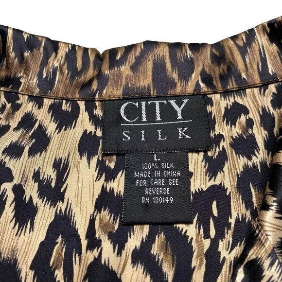 Vintage City Silk 100% Silk Leopard Print Button Front Blouse Short Sleeve Sz L - Picture 9 of 11